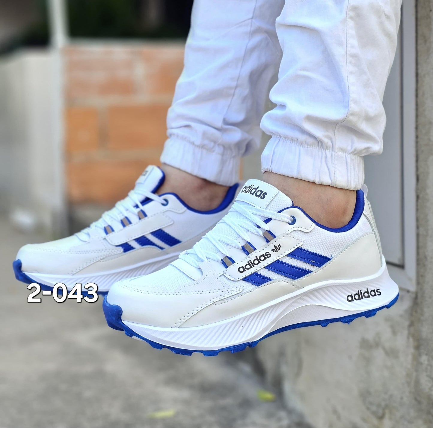 Tenis Adidas