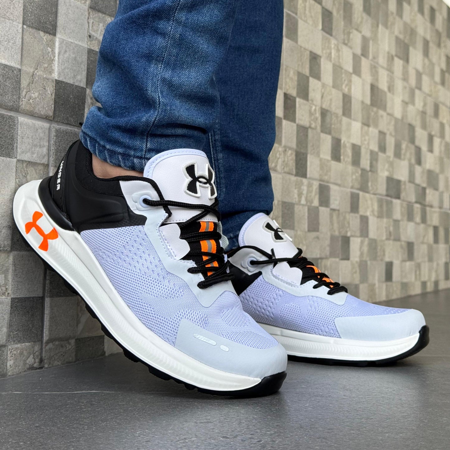 UNDR HOVR ULTRALIVIANO