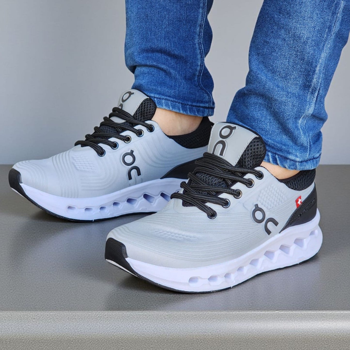ON CLOUDSURFER