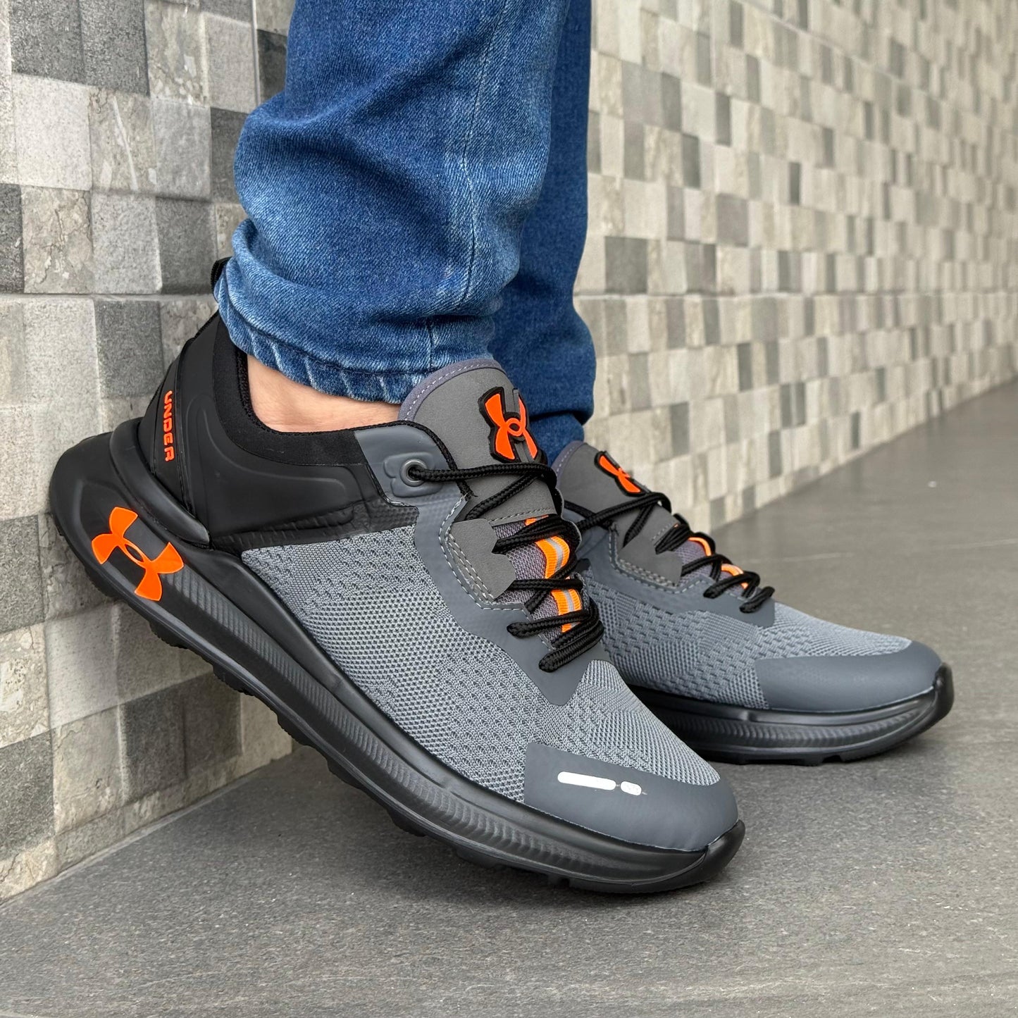 UNDR HOVR ULTRALIVIANO